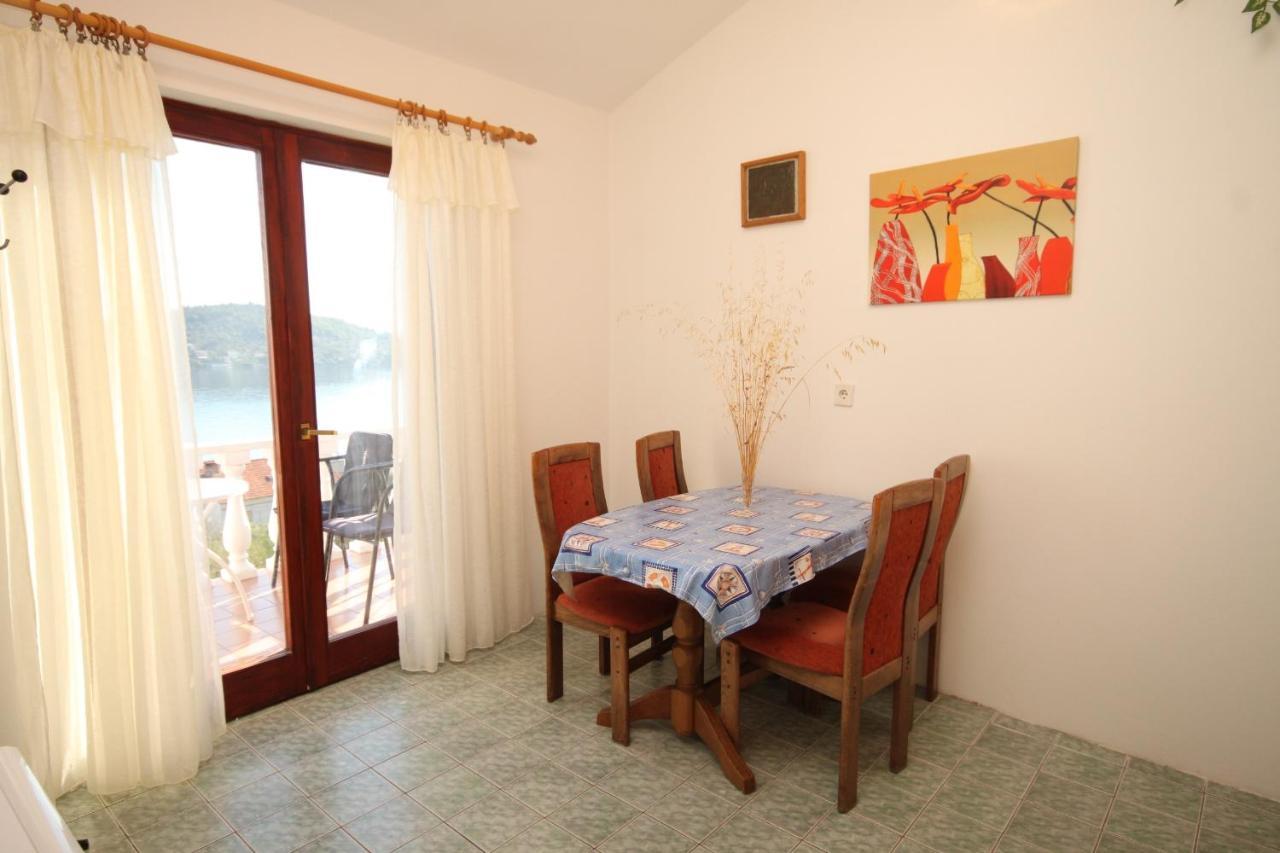 Apartments By The Sea Kali, Ugljan - 8202 エクステリア 写真