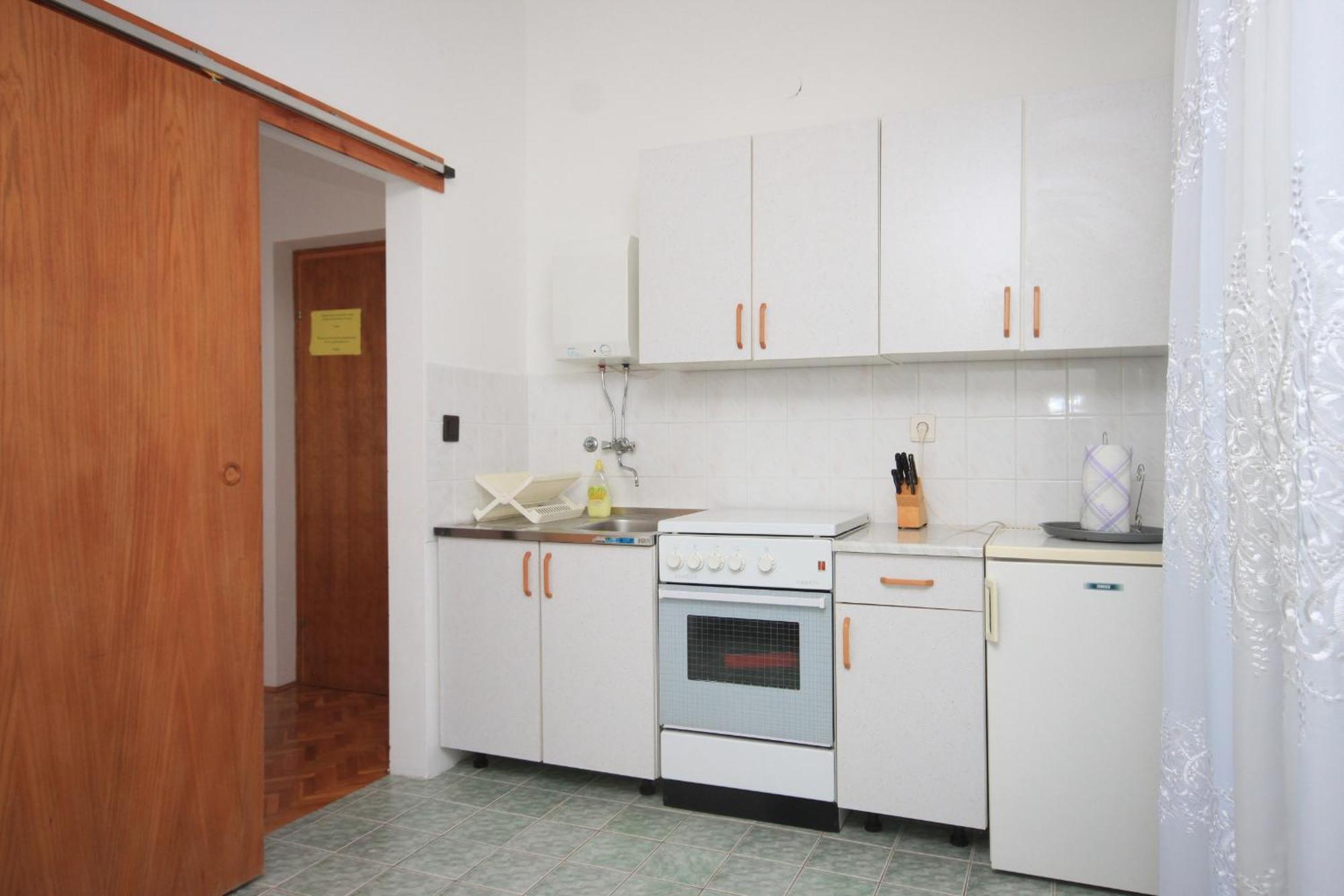Apartments By The Sea Kali, Ugljan - 8202 部屋 写真
